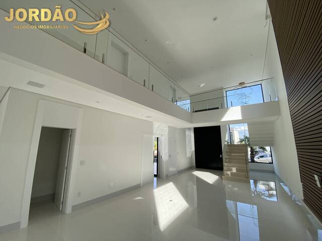 #275 - Casa em Condomínio para Venda em Santana de Parnaíba - SP