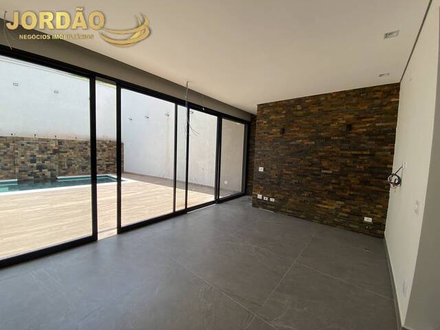 Casa em Condomínio para Venda em Santana de Parnaíba - 5