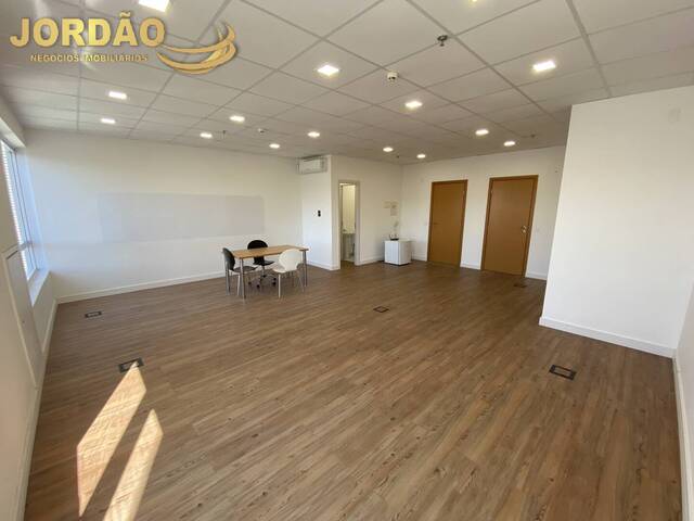 Sala para Locação em Santana de Parnaíba - 4
