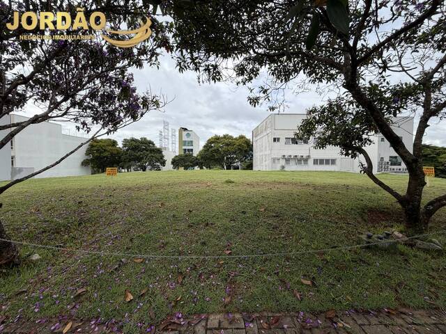 Terreno para Venda em Santana de Parnaíba - 3