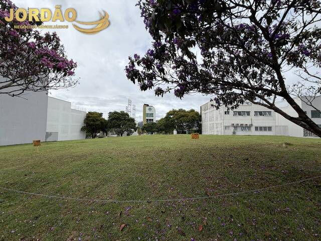 Terreno para Venda em Santana de Parnaíba - 2