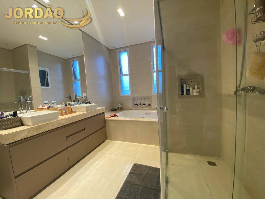 Casa de Condomínio à venda com 4 quartos, 316m² - Foto 30