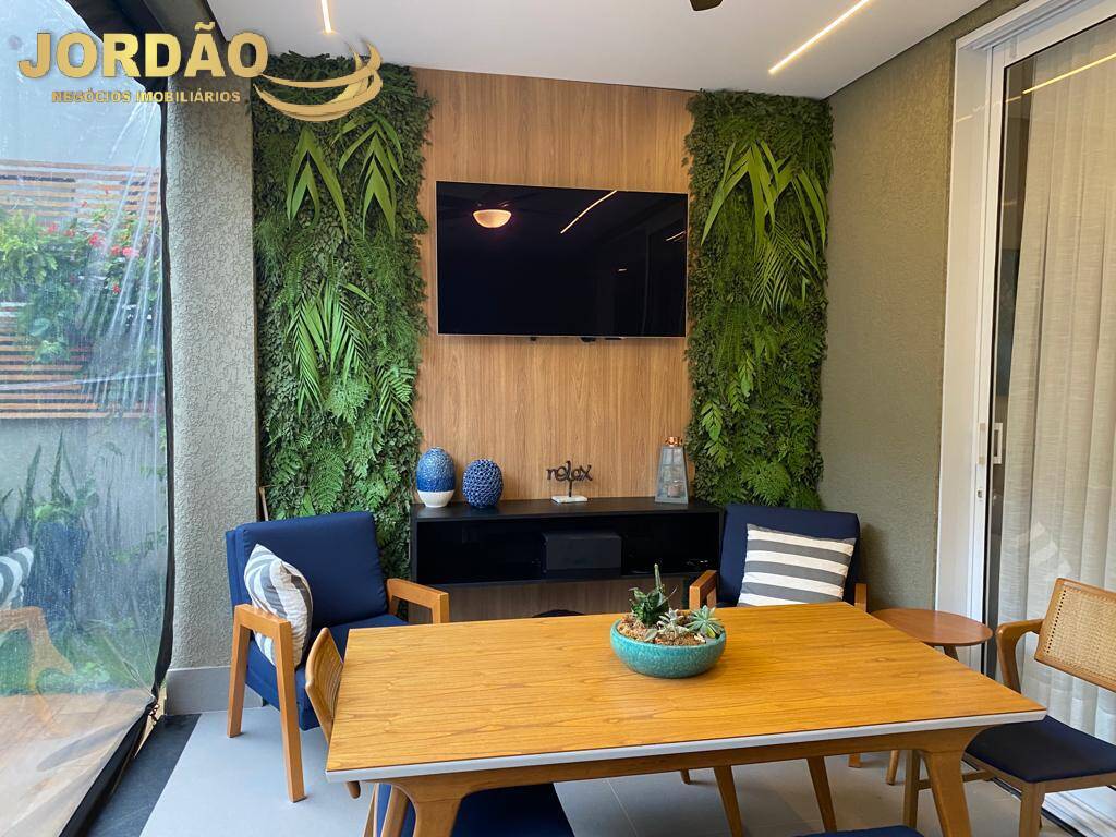 Casa de Condomínio à venda com 4 quartos, 316m² - Foto 2