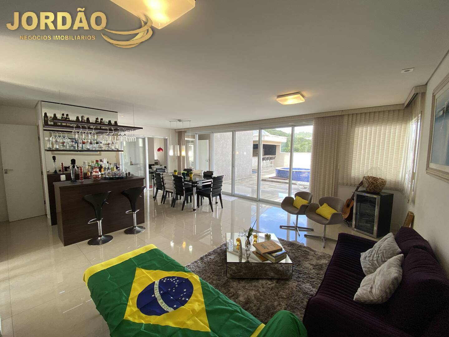 Casa de Condomínio, 4 quartos - Foto 1