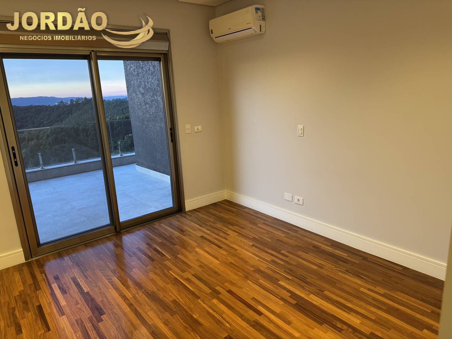 Casa de Condomínio para alugar com 5 quartos, 820m² - Foto 16