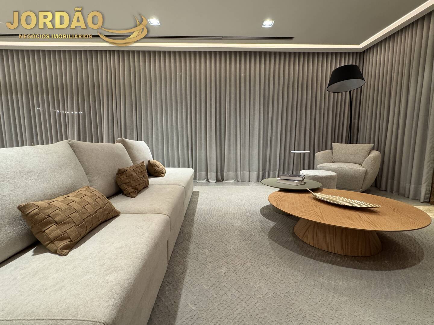 Casa de Condomínio para alugar com 5 quartos, 820m² - Foto 23