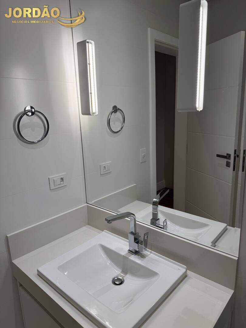Casa de Condomínio para alugar com 5 quartos, 820m² - Foto 26