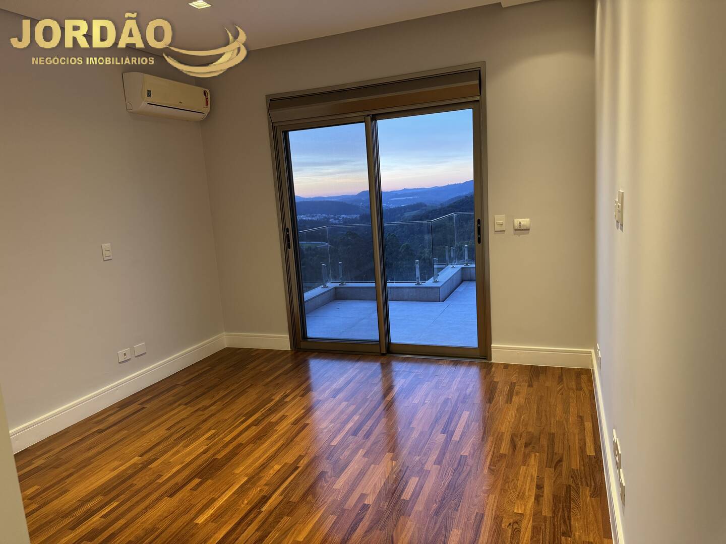 Casa de Condomínio para alugar com 5 quartos, 820m² - Foto 35