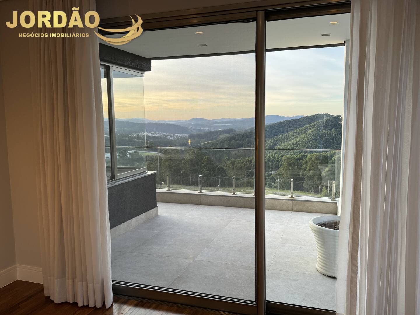 Casa de Condomínio para alugar com 5 quartos, 820m² - Foto 45